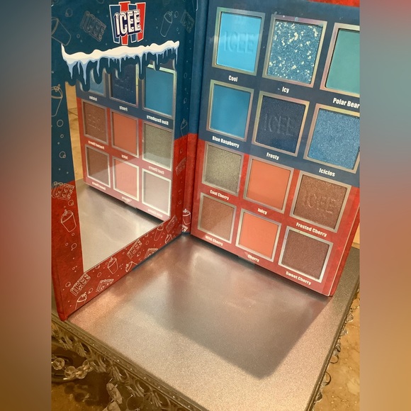 ❤️💙ICEE 12 Shadow Makeup Palette💙❤️NWT Centric Beauty Throwback, Limited Ed. - Picture 8 of 8